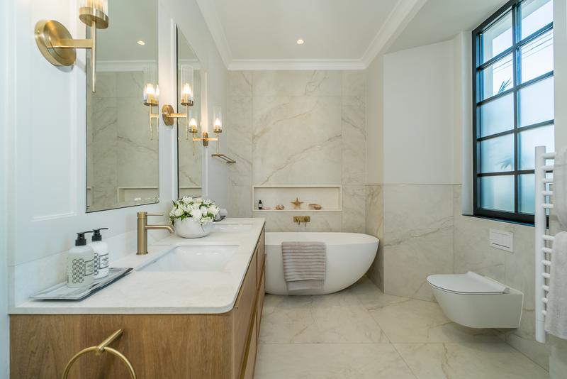 5 Bedroom Property for Sale in Newlands Western Cape